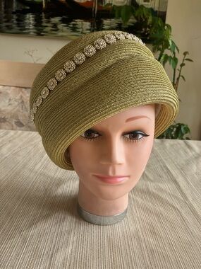 Chic Metallic Gold Women's Straw Cloche Hat with Gold Rhinestone Floral Trim